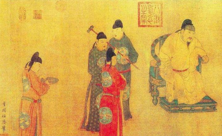 皇权的象征：古代皇帝的服饰_服饰象征意义_古代服饰意义