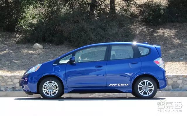 奔驰导航怎么选择线路_如何利用奔驰汽车的导航系统规划最佳路线？_奔驰导航的终点是哪里