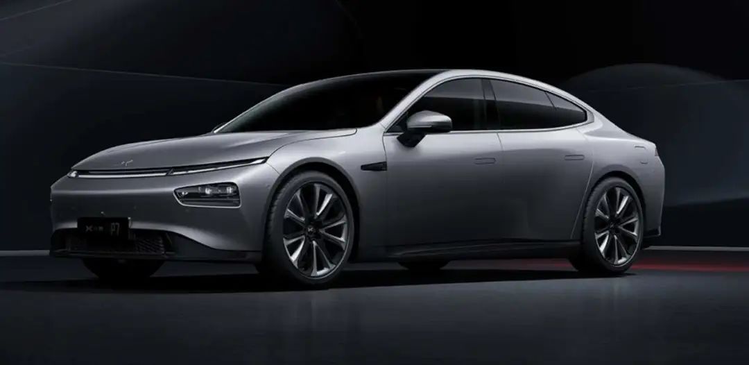 奔驰导航兴趣点_奔驰的导航_如何利用奔驰汽车的导航系统规划最佳路线？