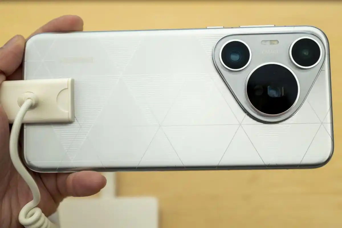 华为手机提高电池续航_提高华为手机电池续航的方法_如何提升华为手机的电池续航？