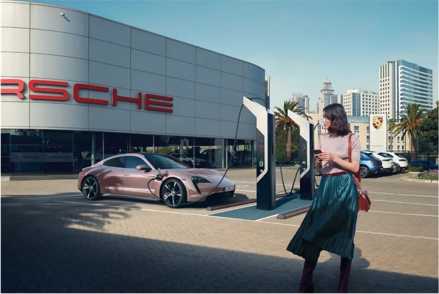 保时捷的未来：电动化与智能科技_保时捷电动技术_保时捷设计电动车