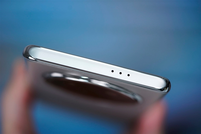 抗摔、长续航、卫星通信 荣耀X60 Pro全面评测：真正让你用得安心的耐用神机