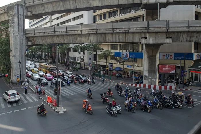 保时捷设计电动车_保时捷电动战略再爆猛料_保时捷的未来：电动化与智能科技