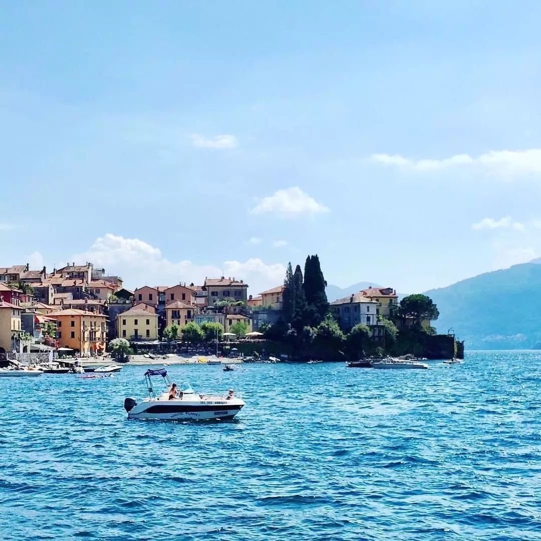 劳斯莱斯创始人120年前预言_劳斯莱斯创始人的故事_劳斯莱斯创始人的传奇人生