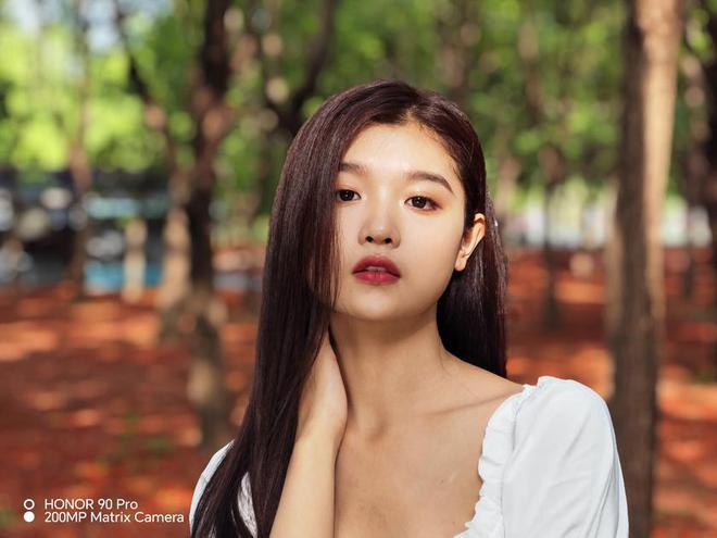 荣耀的相机是什么牌子_荣耀哪个系列照相好_荣耀与传统相机的对比评测