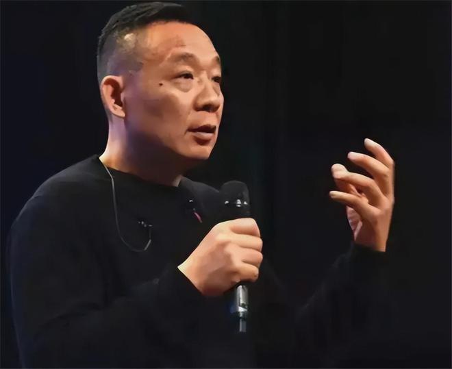 胖东来服务创新举措_胖东来服务细节标准_服务于顾客，胖东来如何做好行业标杆