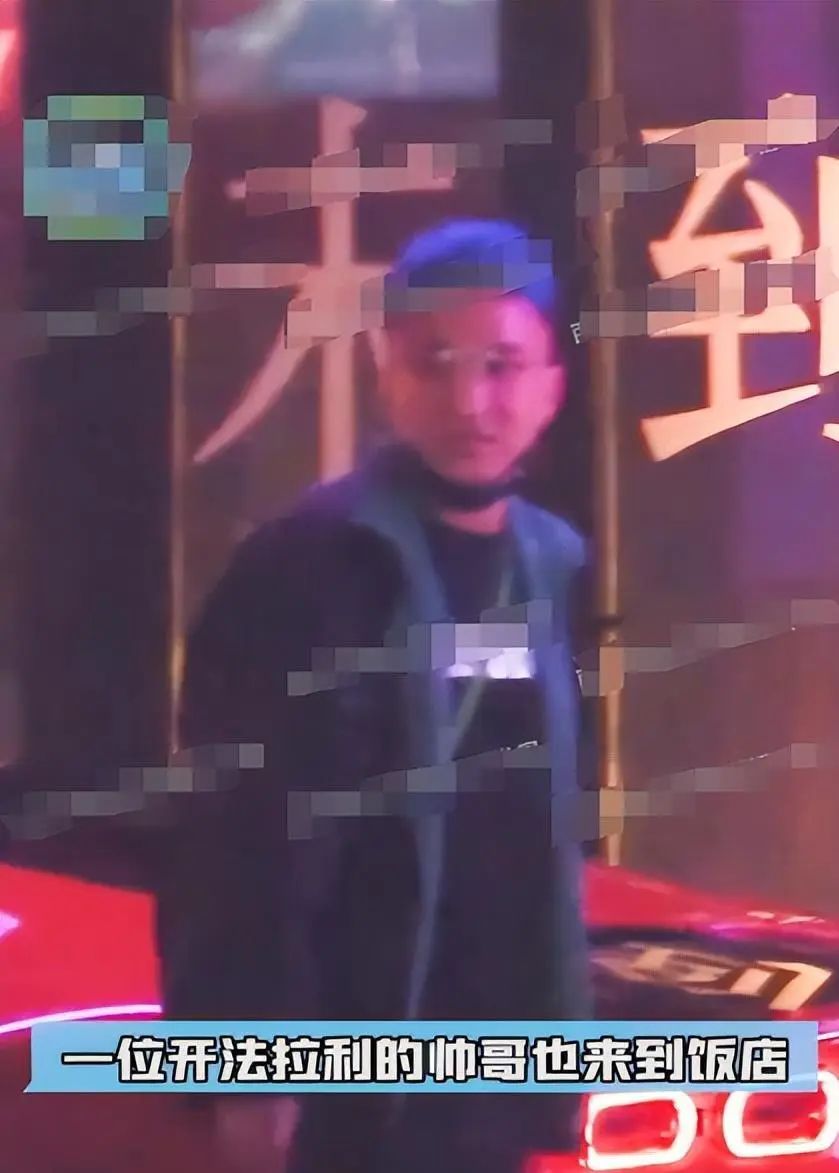 我与外婆的隐私生活_刘亦菲的个人生活与隐私_偷窥高层夫妻隐私生活