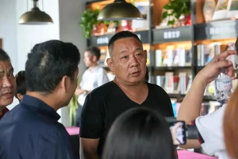 胖东来转型之路，零售巨头的教育情怀与变革之路