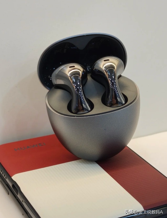 华为耳机舒服吗_华为耳机舒适度好吗_评测华为FreeBuds：耳机音质与舒适度
