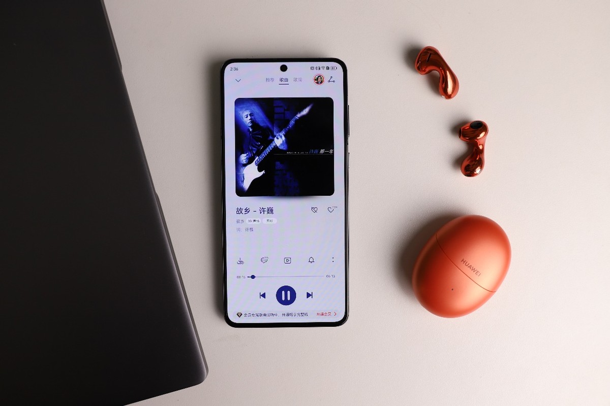 华为耳机舒服吗_评测华为FreeBuds：耳机音质与舒适度_华为耳机舒适度好吗