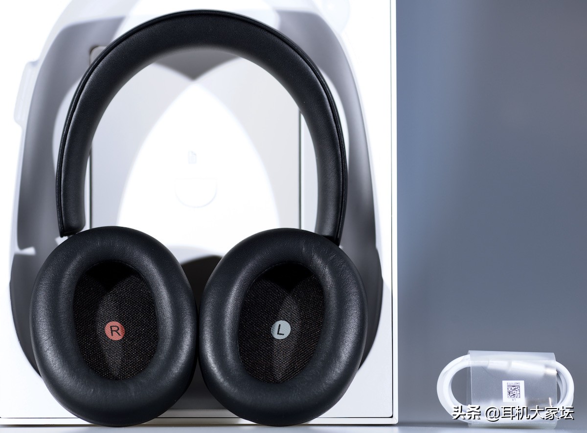 华为耳机深度评测_华为耳机舒适度好吗_评测华为FreeBuds：耳机音质与舒适度