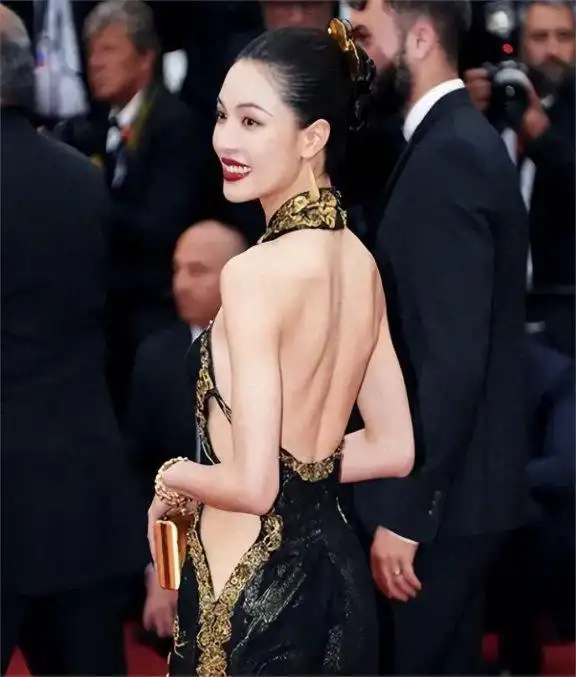 张敏的时尚风格与红毯魅力_张敏的时尚风格与红毯魅力_张敏的时尚风格与红毯魅力