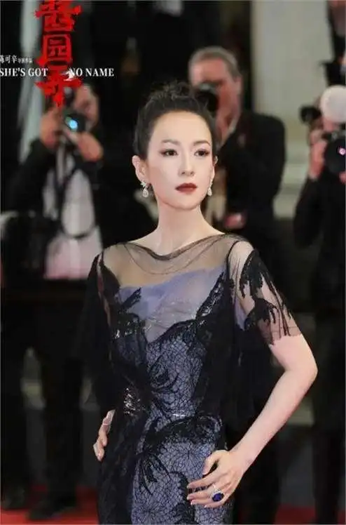 张敏的时尚风格与红毯魅力_张敏的时尚风格与红毯魅力_张敏的时尚风格与红毯魅力