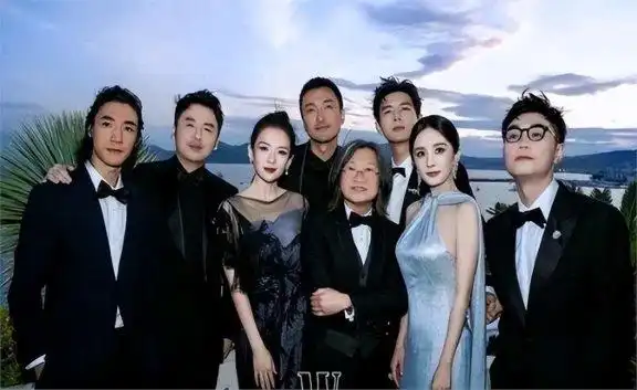 张敏的时尚风格与红毯魅力_张敏的时尚风格与红毯魅力_张敏的时尚风格与红毯魅力