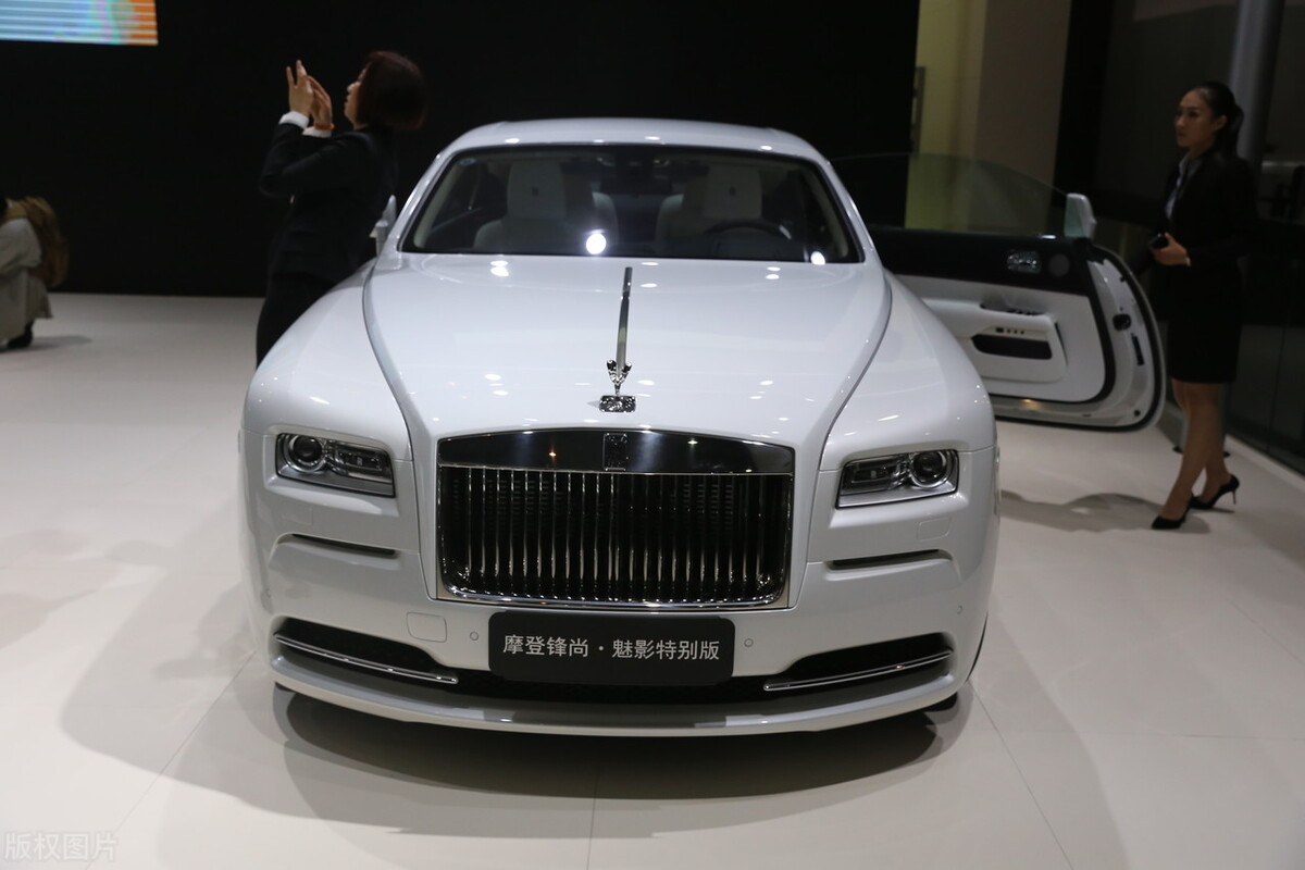 劳斯莱斯动力如何_劳斯莱斯的动力系统：令人惊叹的性能_劳斯莱斯性能测试