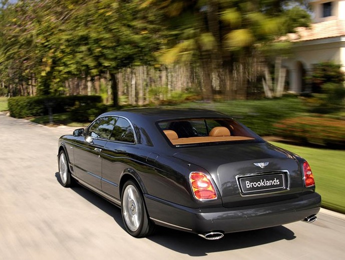 宾利创始人的故事_宾利的创始人及其影响力_宾利车创始人