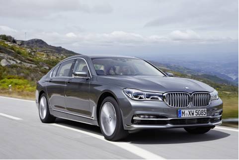 为什么全新BMW 5系是中大型豪华轿车的安全典范？_为什么全新BMW 5系是中大型豪华轿车的安全典范？_典范2021款自动进取型