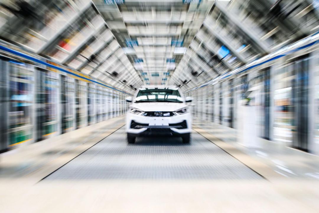 如何打造家庭出行的汽车安全计划？_家庭出行计划感受_家庭安全出行方案