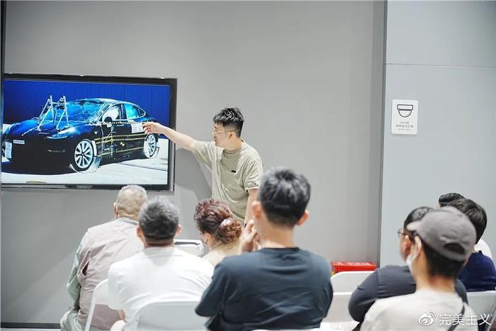 了解宝马的“五星安全”秘密_宝马五系安全锁怎么解除_五星男生的秘密宝典