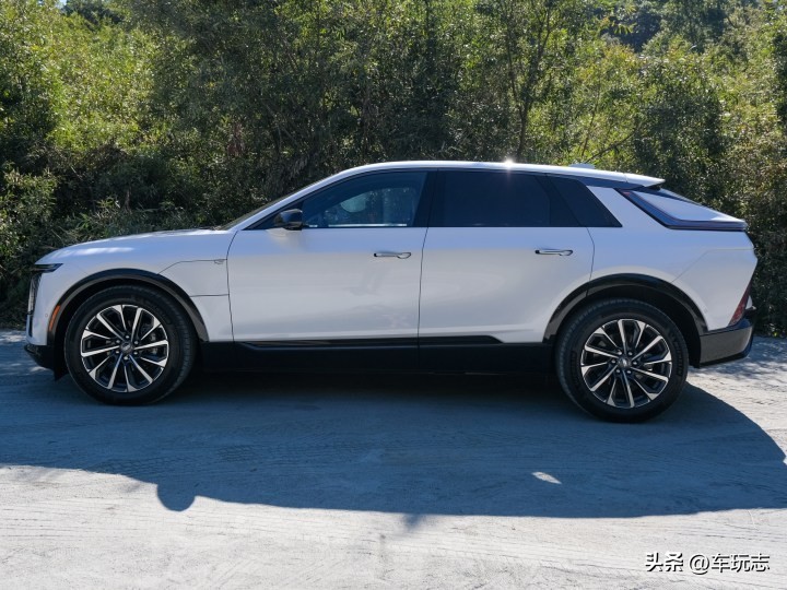 2023年凯迪拉克新车型全面评测_凯迪拉克2022款什么时候出_21年凯迪拉克新款