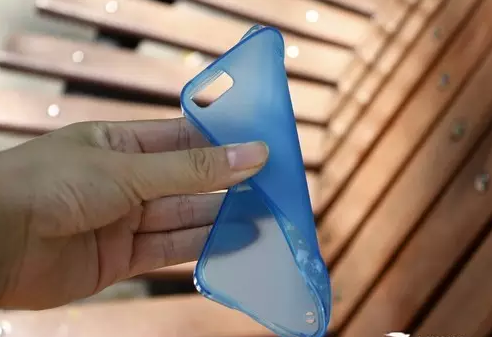 耐高温材料概念股_TPU材料的耐高温性能分析_耐高温型材