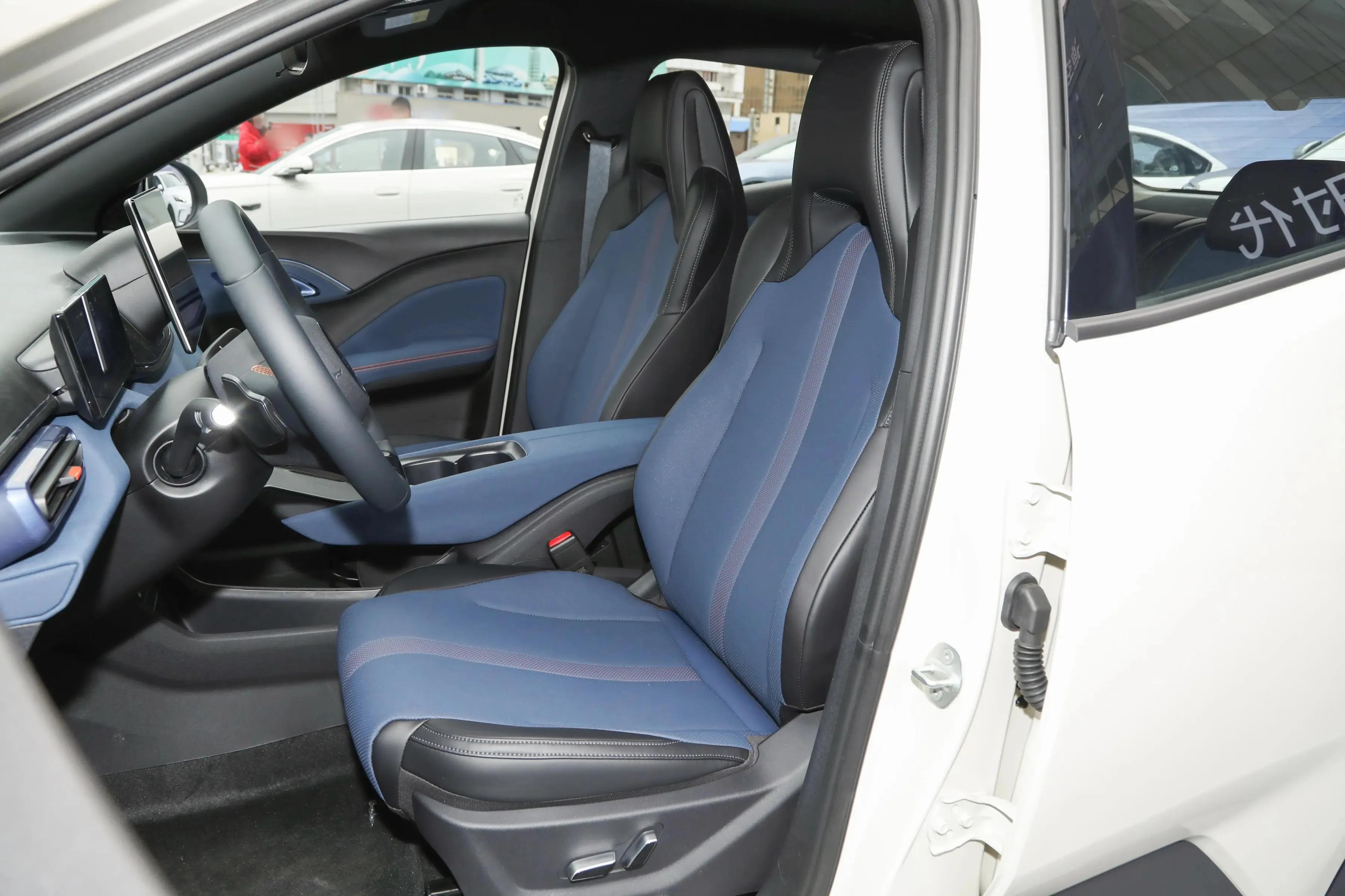 海鸥比亚迪_国产海鸥门电动汽车_比亚迪海鸥：电动出行的新选择