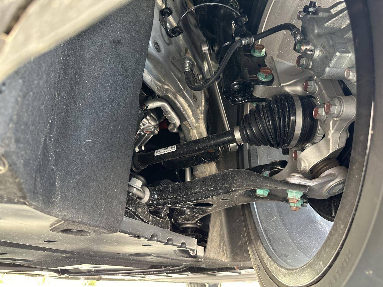 QA小米汽车的悬挂系统与乘坐舒适性_小米汽车布局_小米智能汽车系统