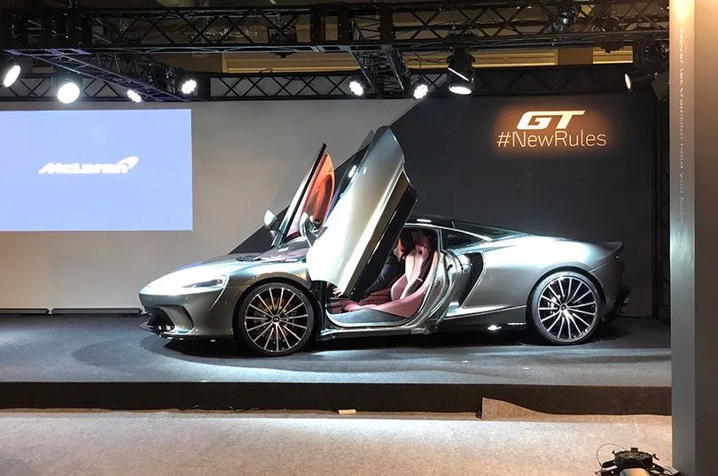 春风150乐趣版和劲趣版_速派迈腾驾驶感受_迈凯伦的运动版车型与驾驶乐趣