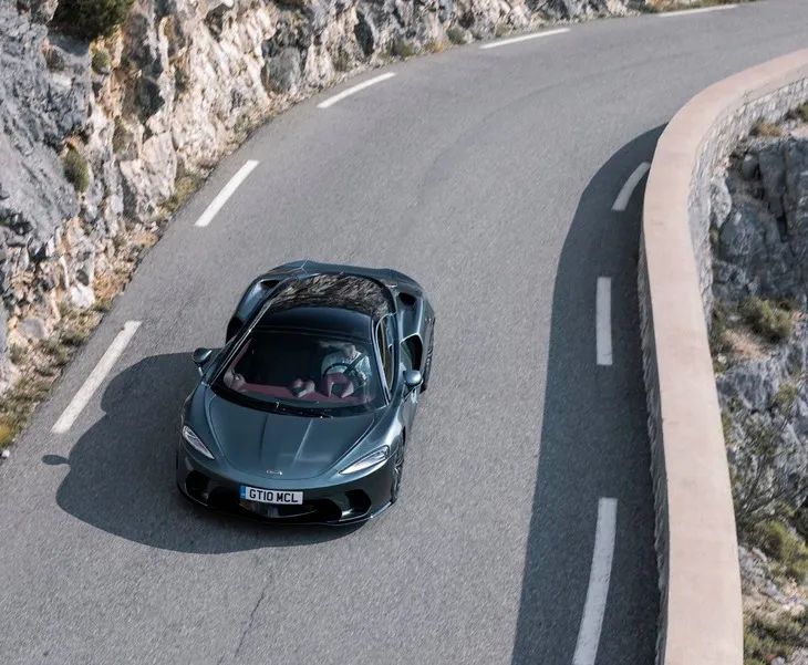 春风150乐趣版和劲趣版_速派迈腾驾驶感受_迈凯伦的运动版车型与驾驶乐趣