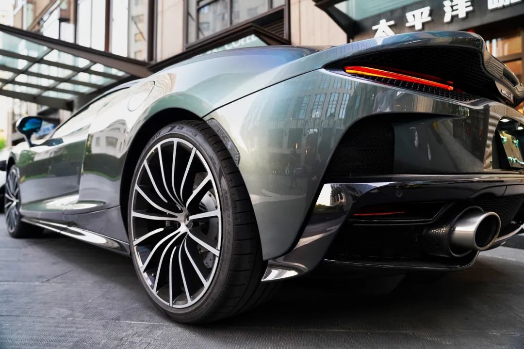 春风150乐趣版和劲趣版_速派迈腾驾驶感受_迈凯伦的运动版车型与驾驶乐趣