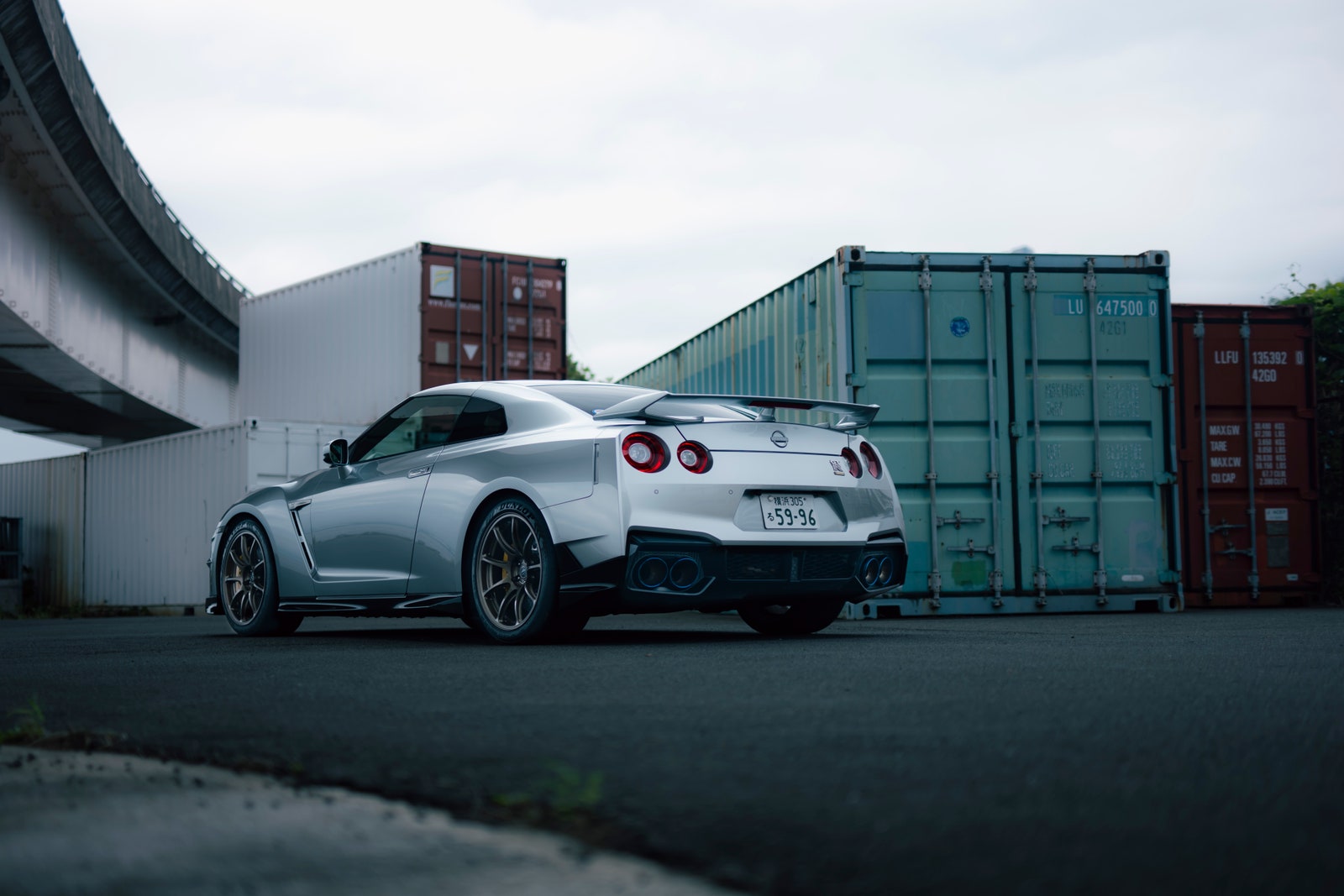 迈凯伦的运动版车型与驾驶乐趣_迈锐宝主驾驶异响_驾驶证可以驾驶的车型