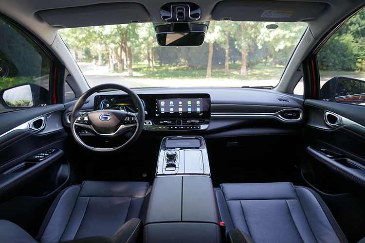 试驾广汽埃安AION V 续航可达600km且不止这些