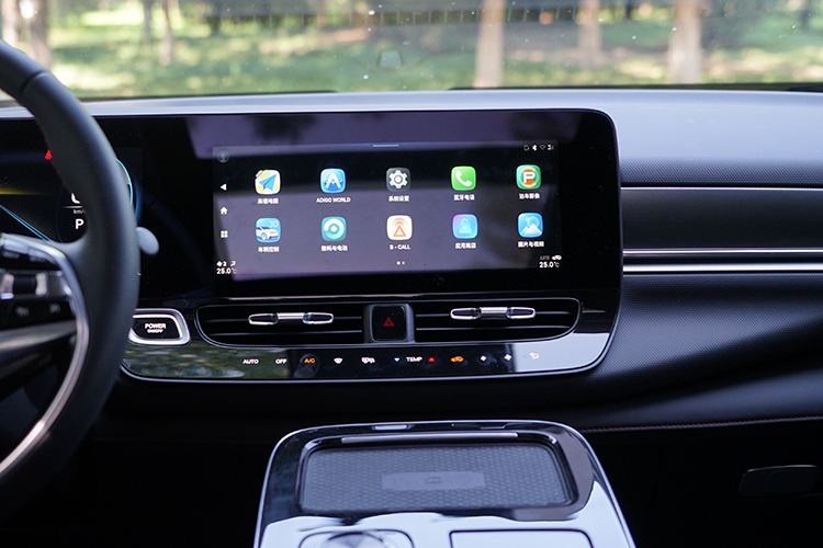 试驾广汽埃安AION V 续航可达600km且不止这些