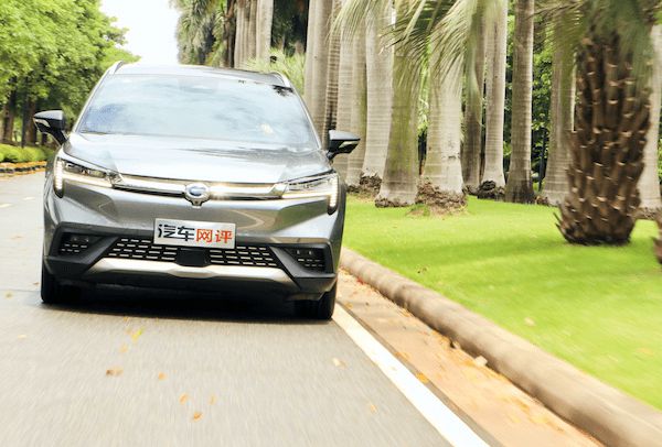 广汽埃安汽车有限公司_广汽埃安官网首页_体验广汽埃安AION UT的驾驶乐趣