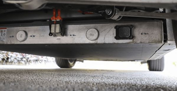 广汽埃安官网首页_广汽埃安汽车有限公司_体验广汽埃安AION UT的驾驶乐趣