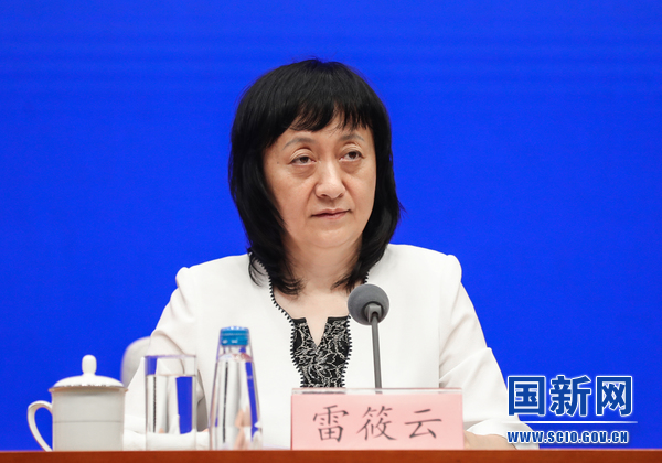 小米14在设计上如何彰显品牌特色？_小米品牌形象塑造_小米品牌造型设计