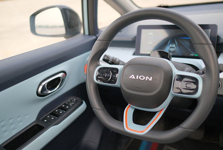 年轻人的快乐星球 试驾广汽埃安AION Y