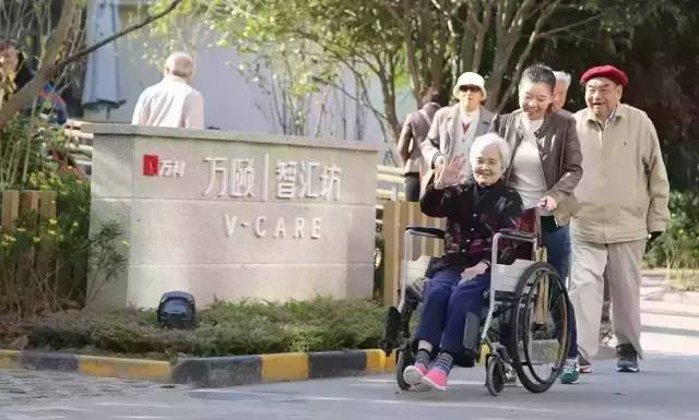 高科技智能产品，让生活更加便捷_让生活便利的科技产品_科技便捷生活议论文