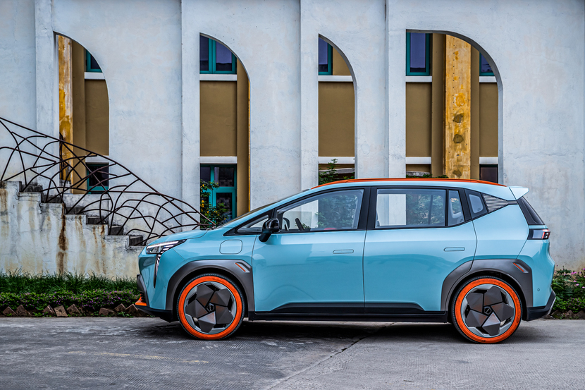 广汽集团埃安s_体验广汽埃安AION UT的驾驶乐趣_广汽埃安百度百科