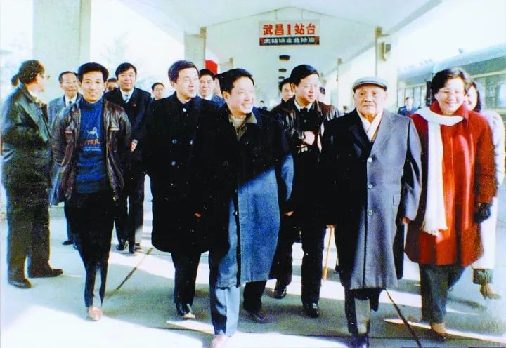 何享健与中国制造的转型_何享健与中国制造的转型_何享健与中国制造的转型