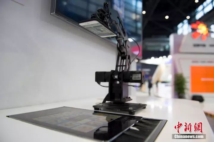 科技便捷人们生活的例子_科技便捷生活作文_高科技智能产品，让生活更加便捷