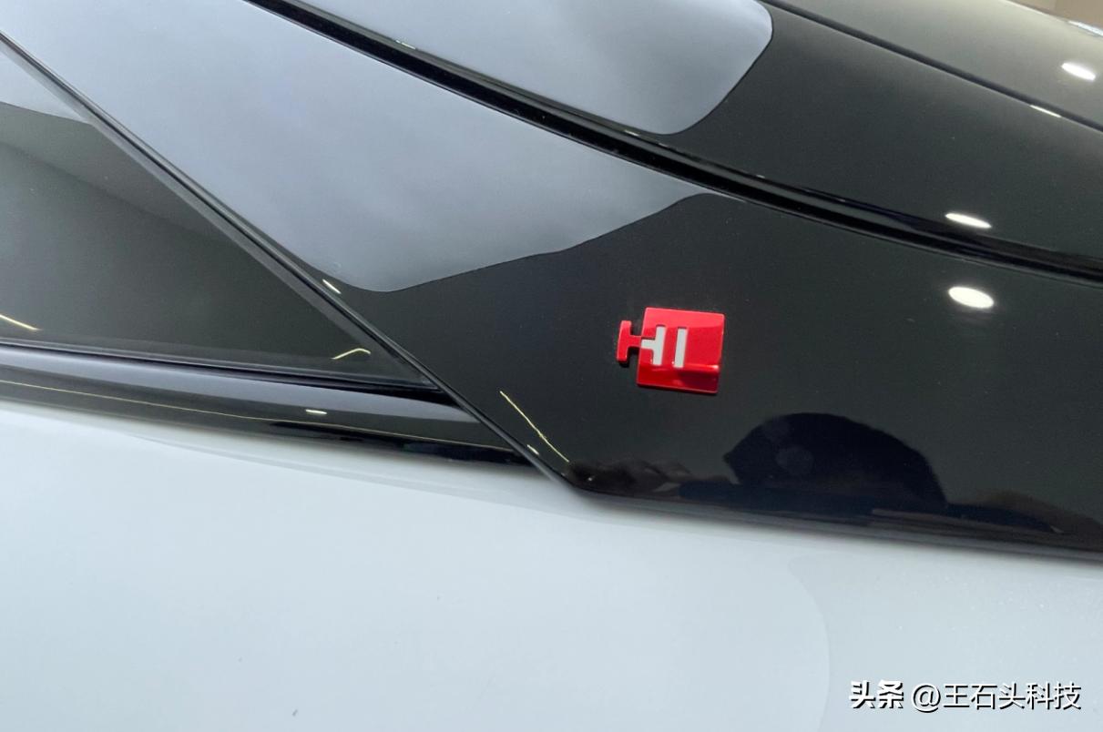 华为投资昆仑万维_昆仑玻璃的成就与华为品牌的结合_昆仑玻璃的成就与华为品牌的结合